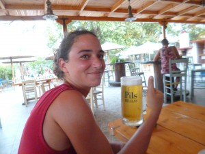 Gythio, une ponne binte, hic ! :) 