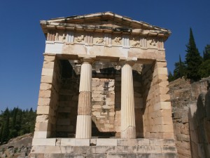 Trésor des Athéniens, Delphes